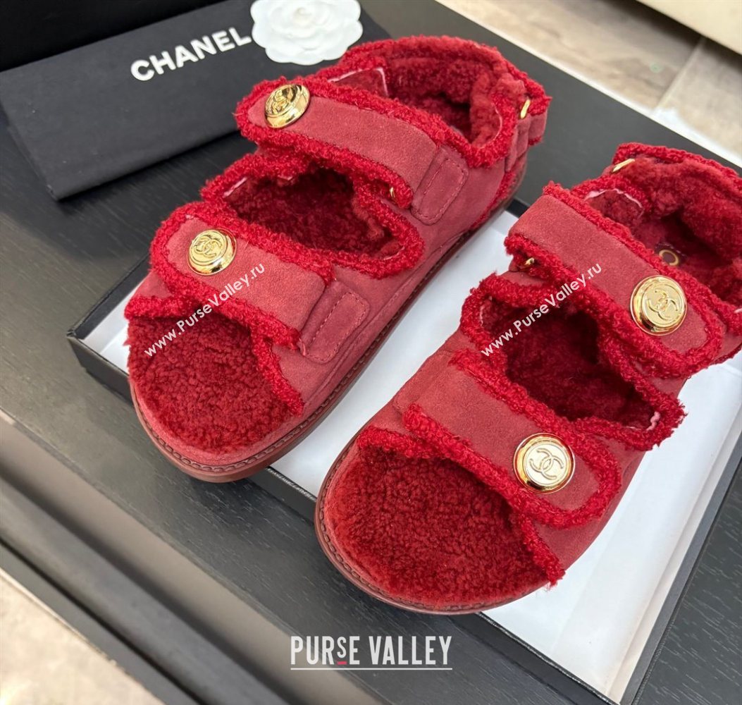 Chanel Coco Neige Suede and Wool Flat Strap Sandals Red 2025 CH110312 (MD-251103111)