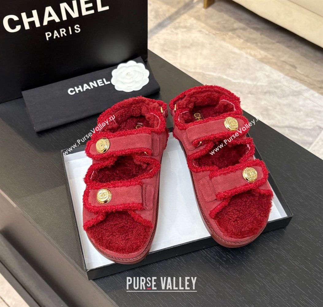 Chanel Coco Neige Suede and Wool Flat Strap Sandals Red 2025 CH110312 (MD-251103111)