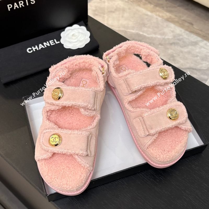 Chanel Coco Neige Suede and Wool Flat Strap Sandals Pink 2025 CH110312 (MD-251103112)