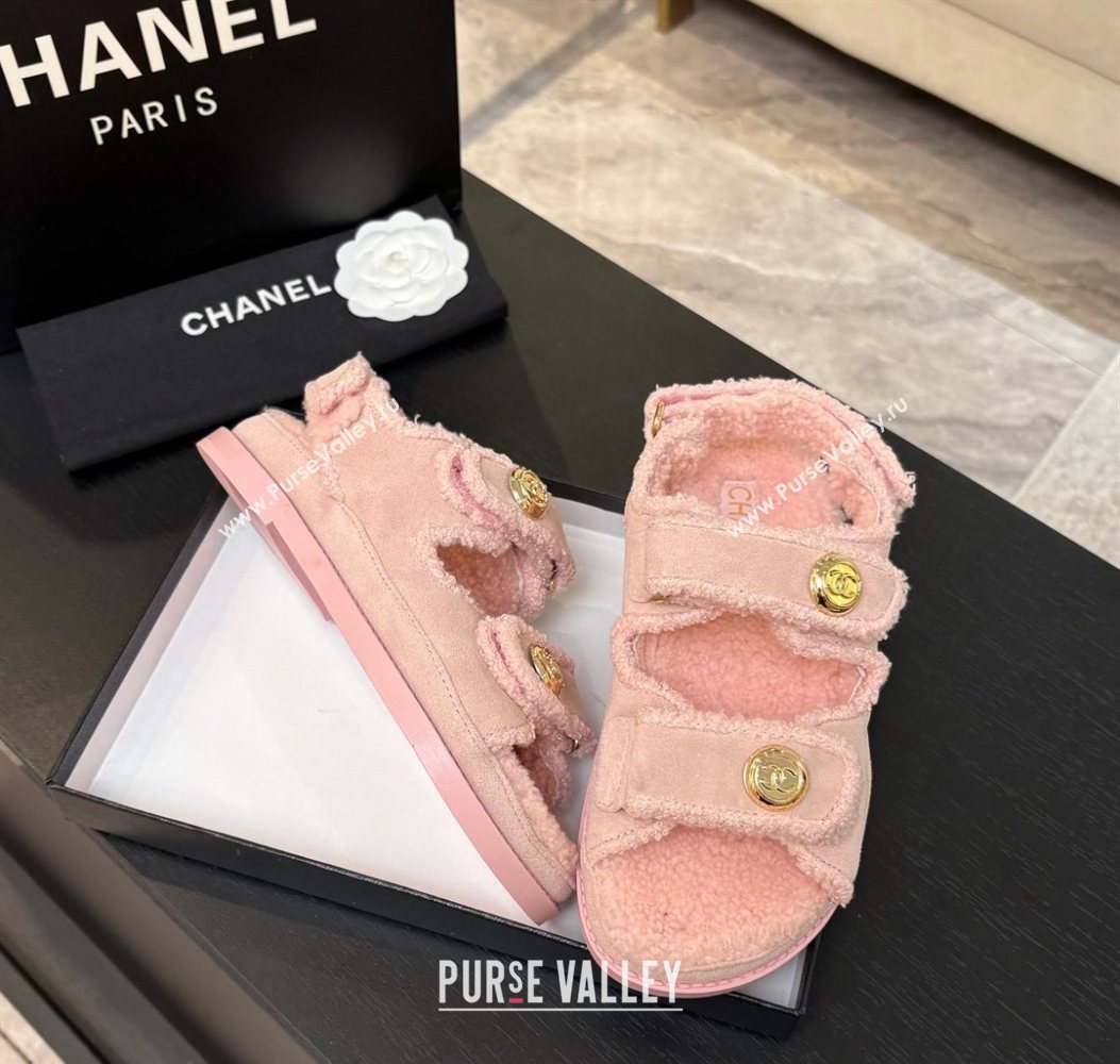 Chanel Coco Neige Suede and Wool Flat Strap Sandals Pink 2025 CH110312 (MD-251103112)