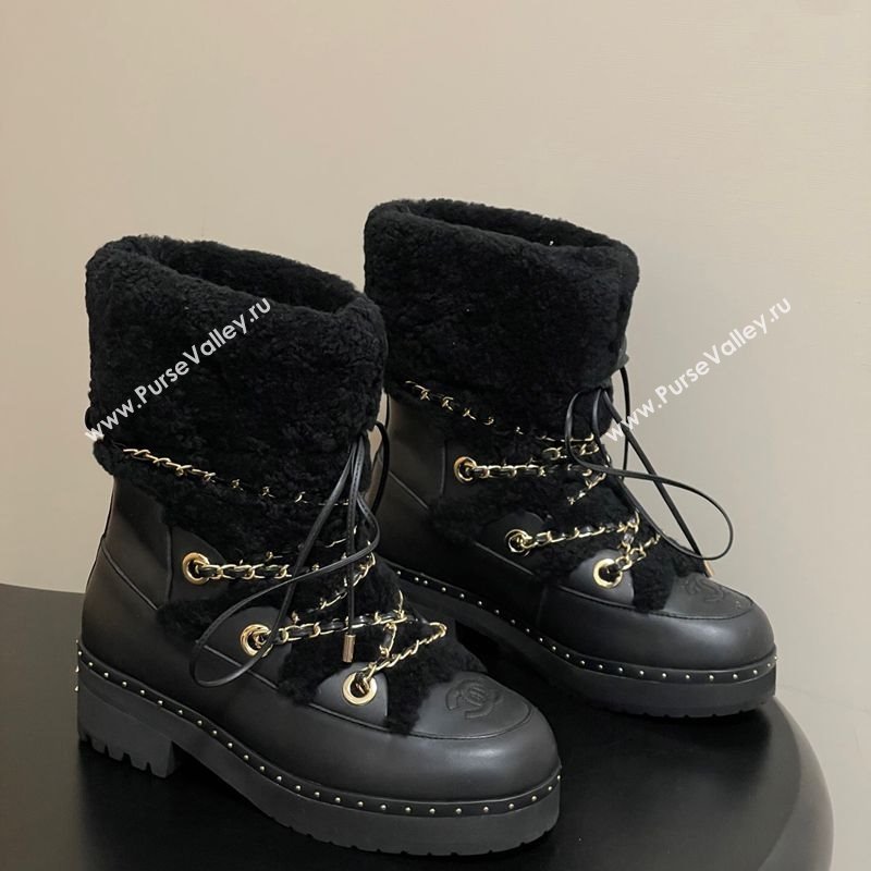 Chanel Calfskin Leather and Wool Snow Ankle Boots with Chain Black2 2025 CH110403 (MD-251104064)