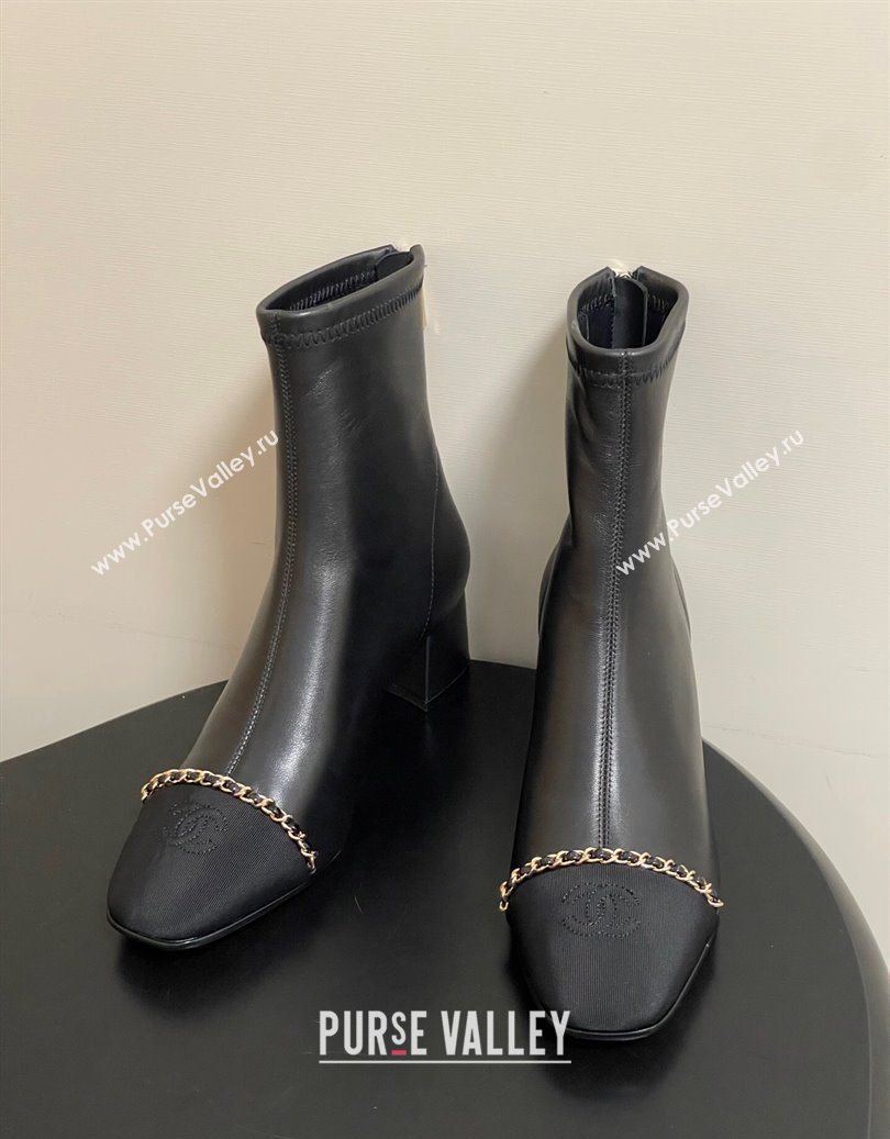 Chanel Stretch Lambskin and Grosgrain Heel Ankle Boots 5cm with Chain Black 2025 CH110405 (MD-251104071)