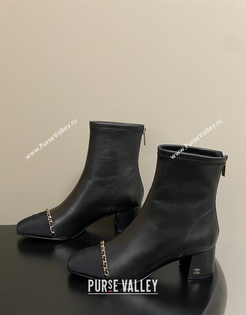 Chanel Stretch Lambskin and Grosgrain Heel Ankle Boots 5cm with Chain Black 2025 CH110405 (MD-251104071)