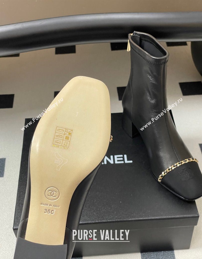 Chanel Stretch Lambskin and Grosgrain Heel Ankle Boots 5cm with Chain Black 2025 CH110405 (MD-251104071)