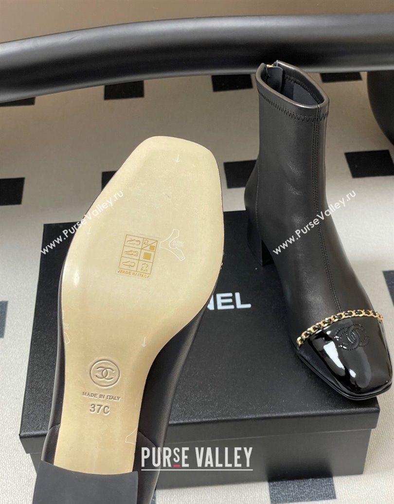 Chanel Stretch Lambskin and Patent Leather Heel Ankle Boots 5cm with Chain Black 2025 CH110405 (MD-251104072)