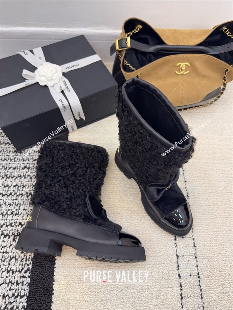Chanel Fur - Lambskin Patent Leather Platform Ankle Boots Black 2025 G46636 (MD-251103147)