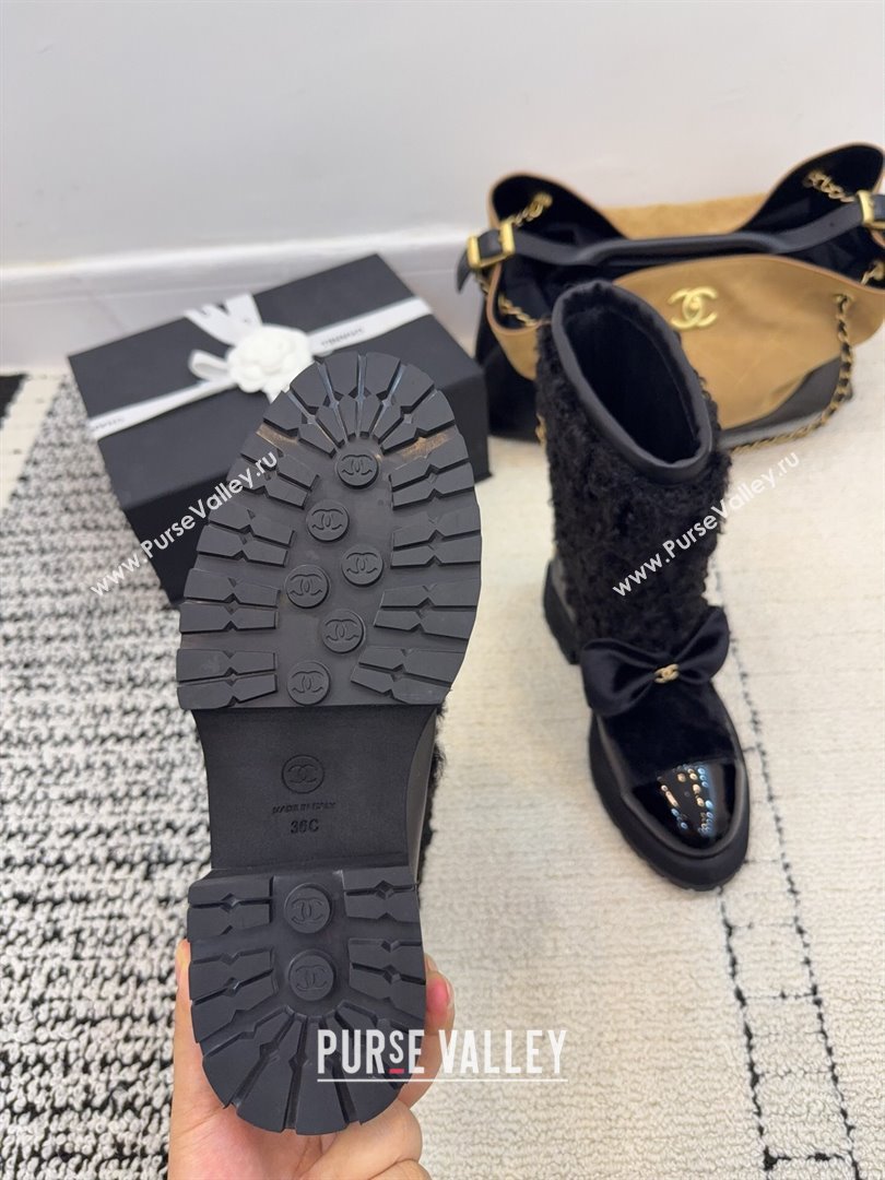 Chanel Fur - Lambskin Patent Leather Platform Ankle Boots Black 2025 G46636 (MD-251103147)