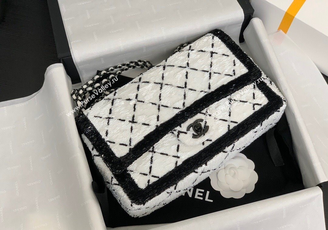 Chanel Sequins Large Flap Bag AS4063 Black/White 2025 (yezi-251127134)