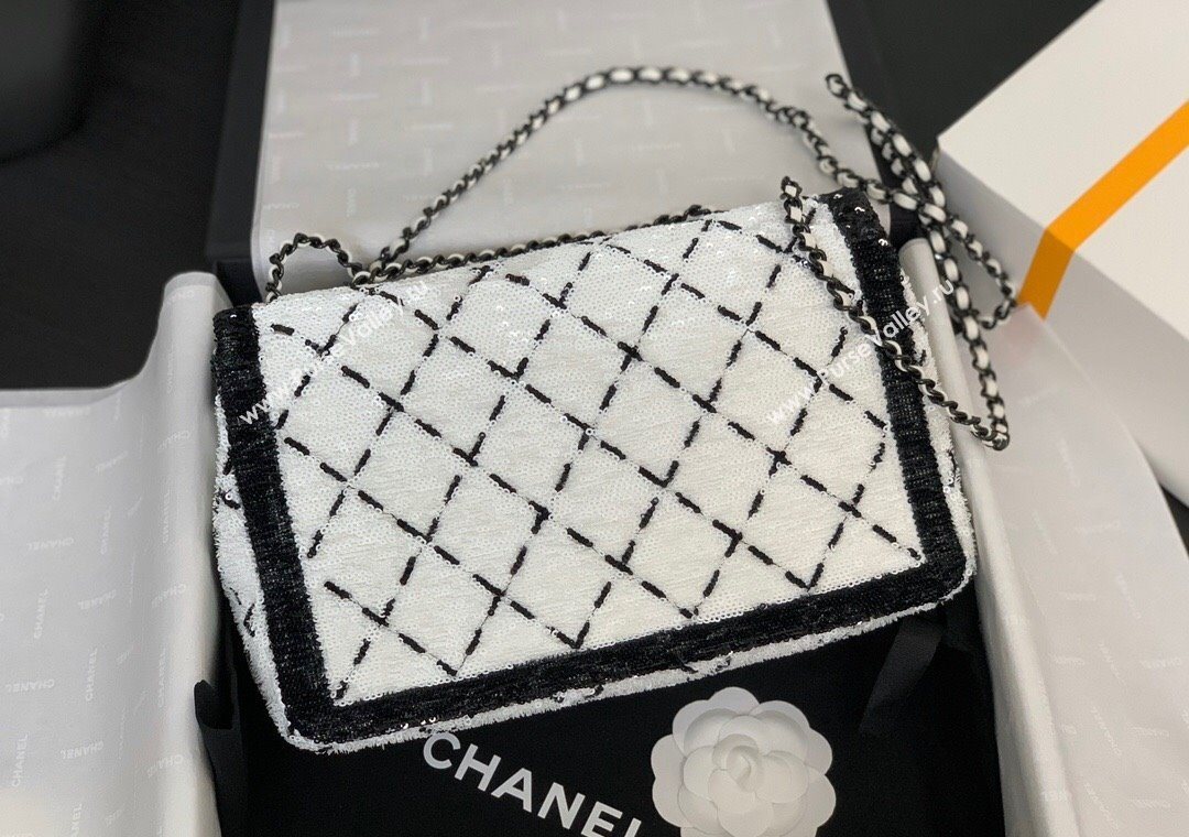 Chanel Sequins Large Flap Bag AS4063 Black/White 2025 (yezi-251127134)