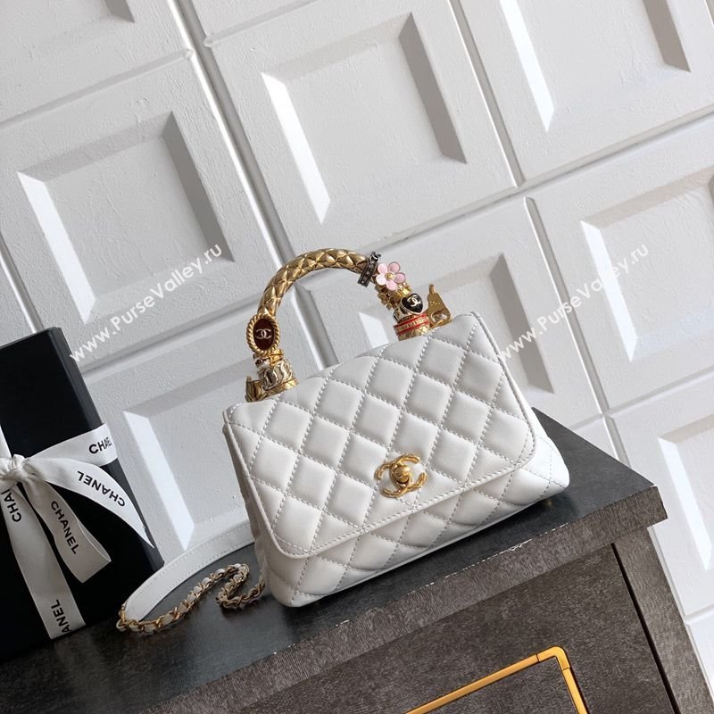 Chanel Calfskin Leather Mini Flap Bag with Top Handle and Charm White 2025 CH112701 (yezi-251127041)