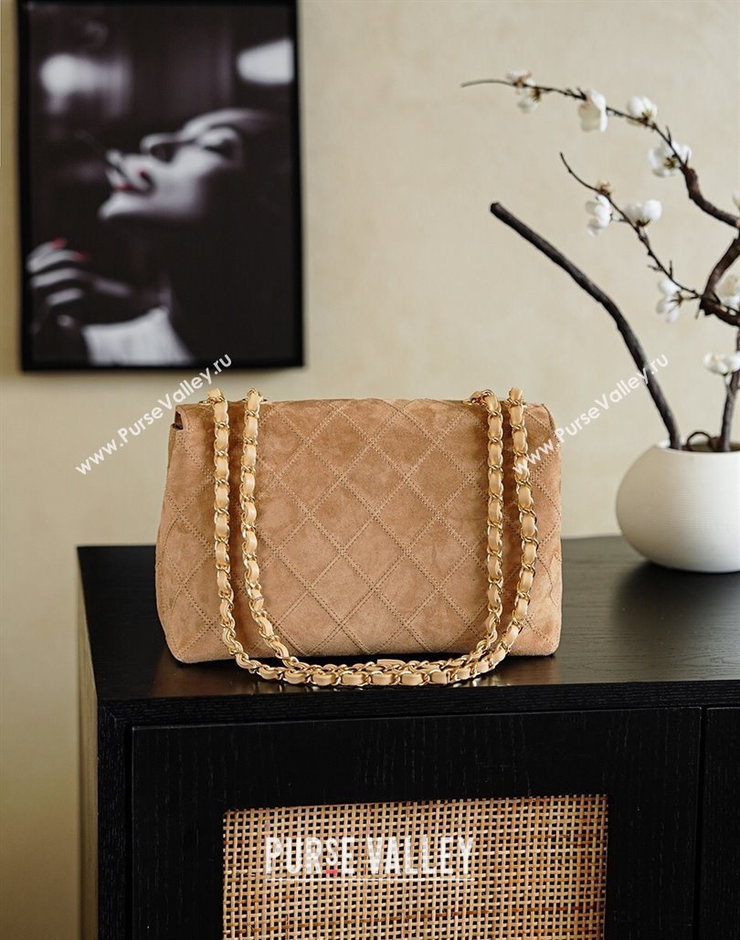 Chanel Quilted Suede Flap Bag with Chain Beige 2025 CH112702 (yezi-251127043)