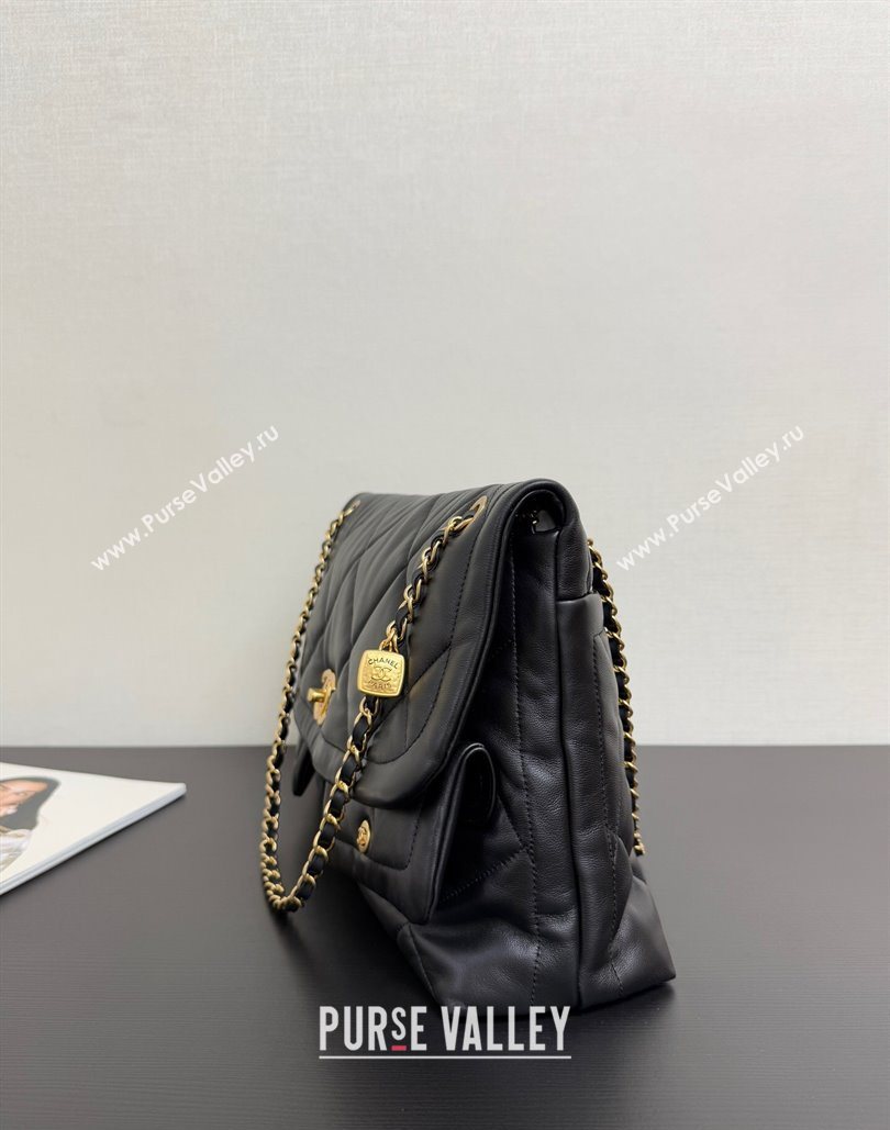 Chanel Shiny Lambskin Maxi Flap bag with Pockets Black 2025 AS5727 (yezi-251127059)