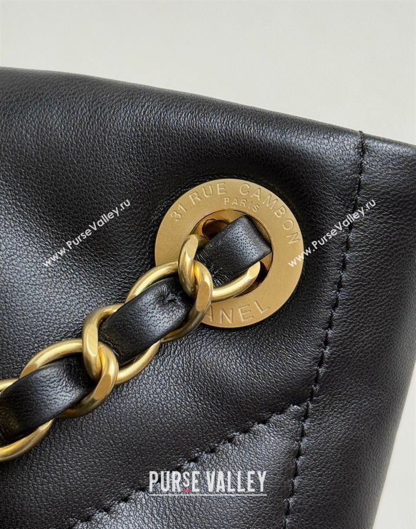 Chanel Shiny Lambskin Shopping Bag with Pockets Black 2025 AS5740 (yezi-251127064)