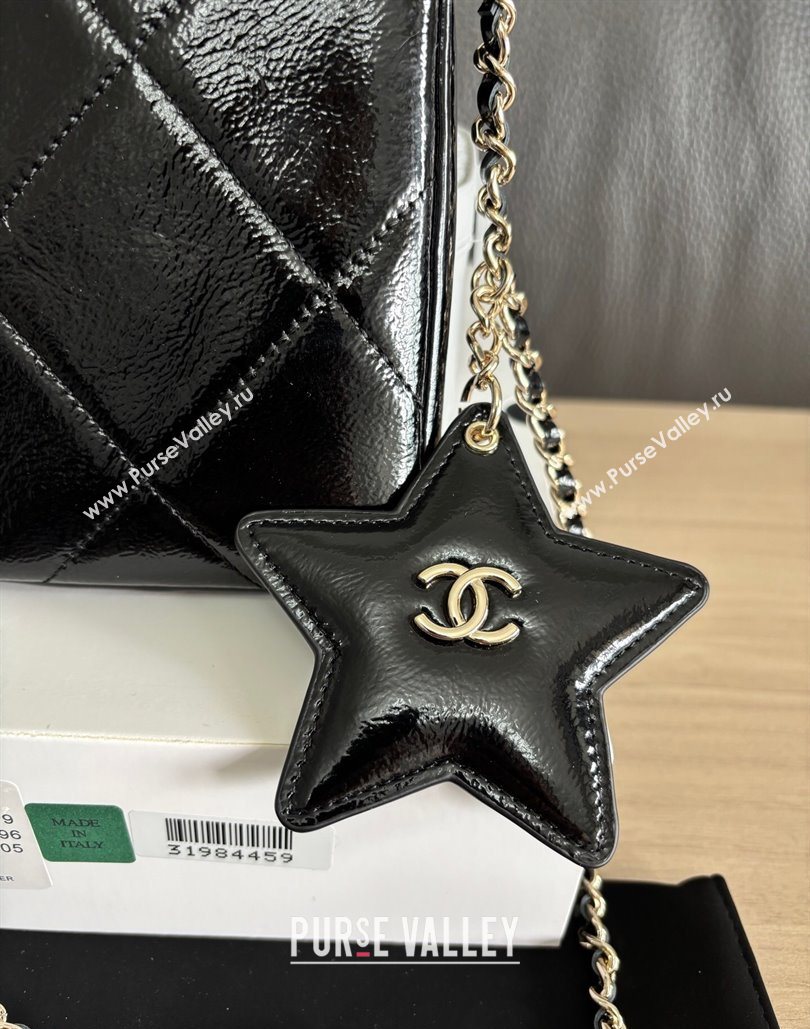 Chanel Shiny Crumpled Calfskin Phone Holder with Chain Black 2025 AP4777 (yezi-251127072)