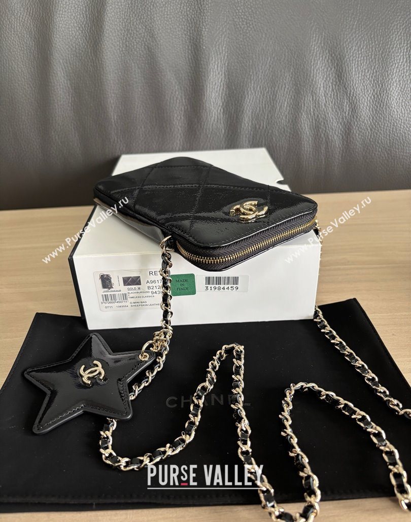 Chanel Shiny Crumpled Calfskin Phone Holder with Chain Black 2025 AP4777 (yezi-251127072)