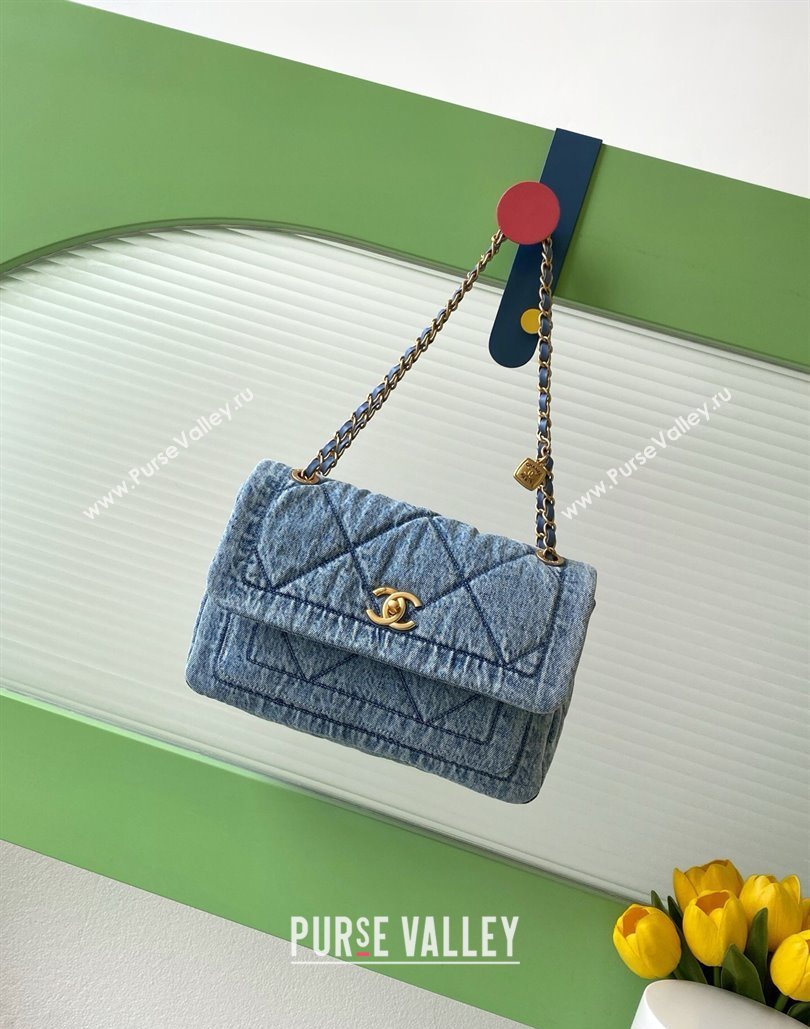 Chanel Washed Denim Maxi Flap bag Light Blue 2025 AS5734 (yezi-251127068)