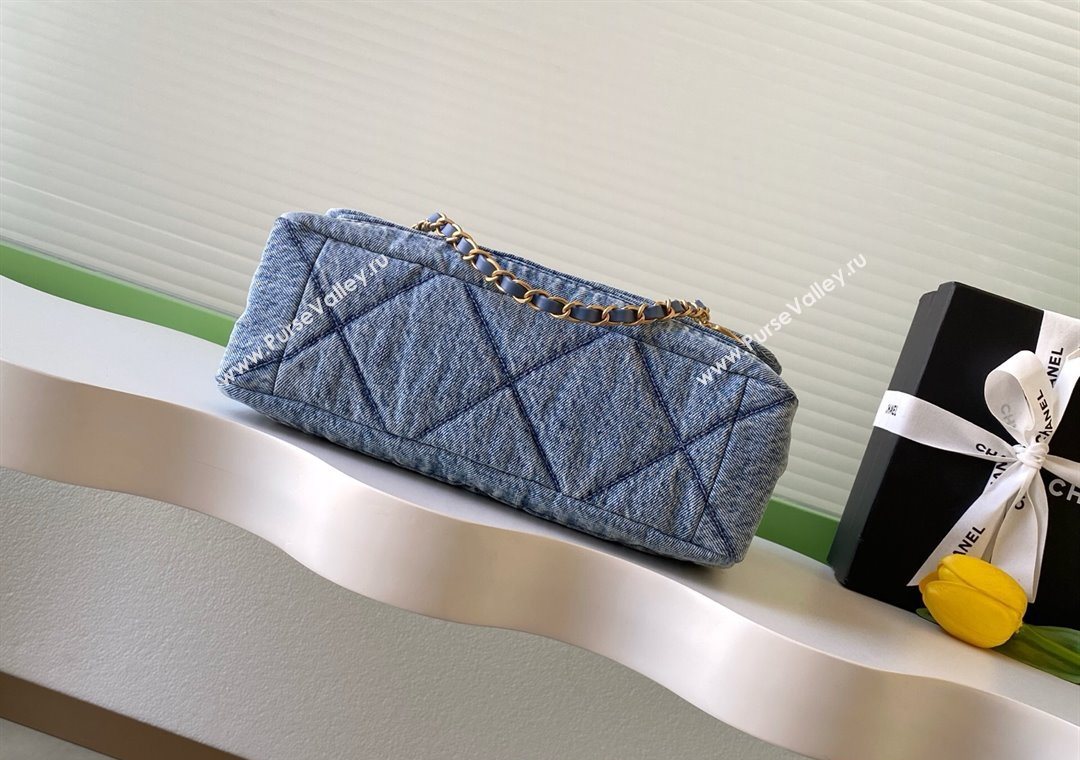 Chanel Washed Denim Maxi Flap bag Light Blue 2025 AS5734 (yezi-251127068)