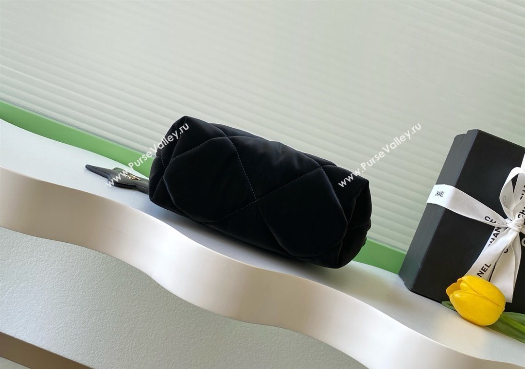 Chanel Velvet-Effect Nylon Small Zipped Case Black 2025 AP4847 (yezi-251127009)