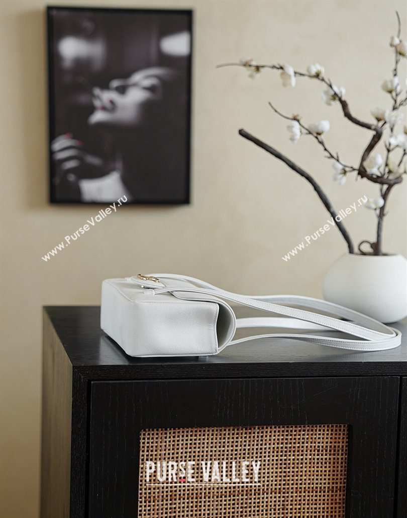 Chanel Calfskin Leather Hobo Bag White 2025 CH112703 (yezi-251127075)