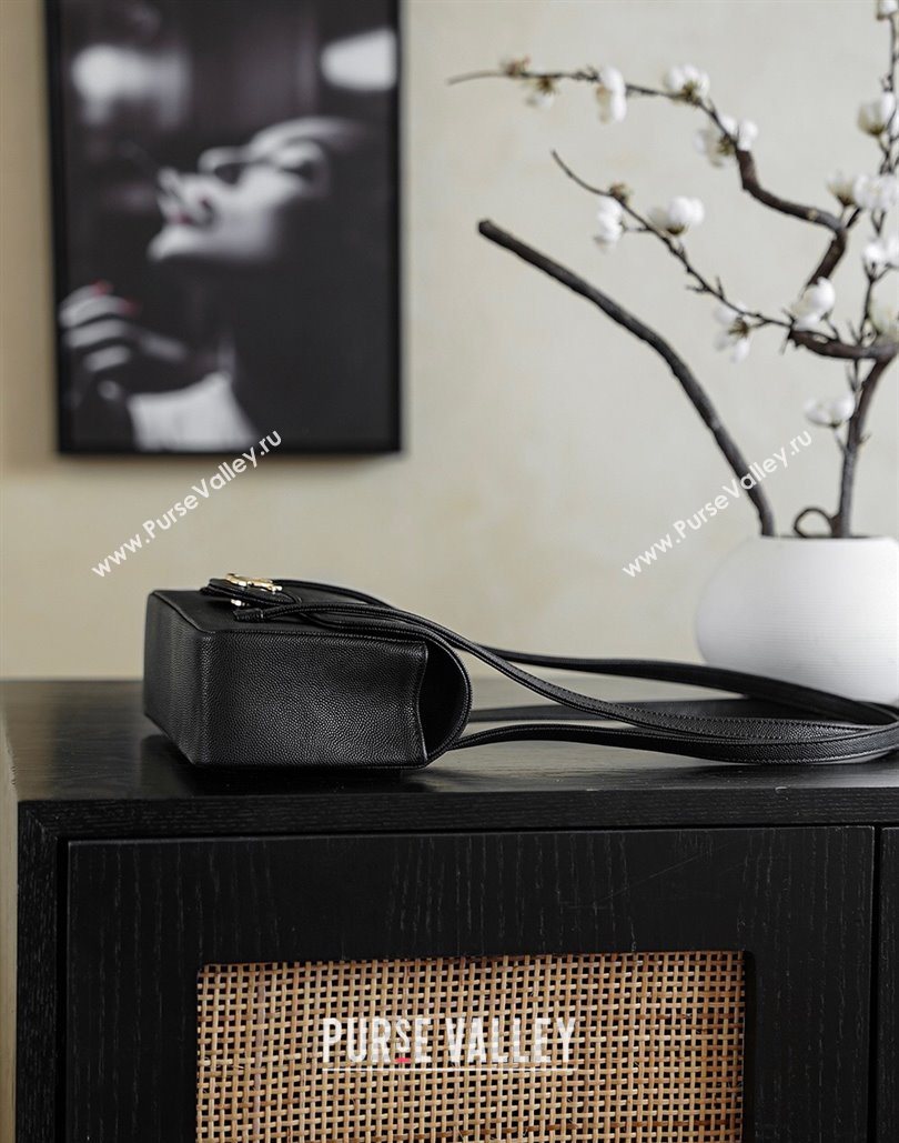 Chanel Calfskin Leather Hobo Bag Black 2025 CH112703 (yezi-251127076)