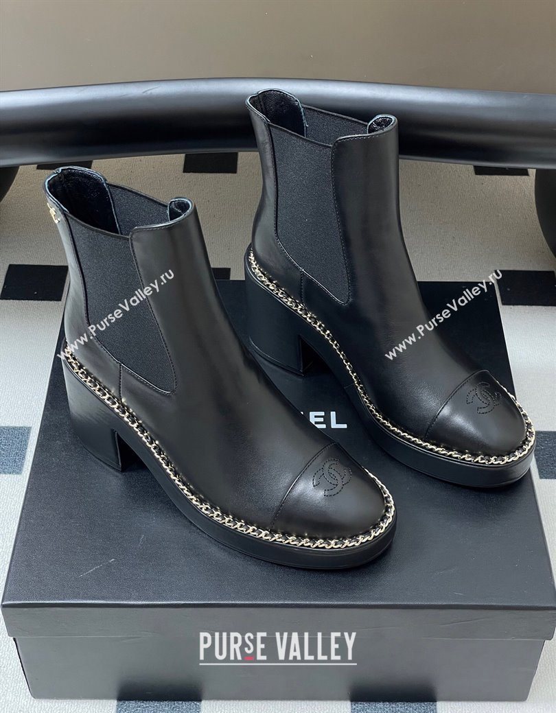 Chanel Calfskin Leather Platform Ankle Boots with Chain Black 2025 CH110406 (KL-251223036)