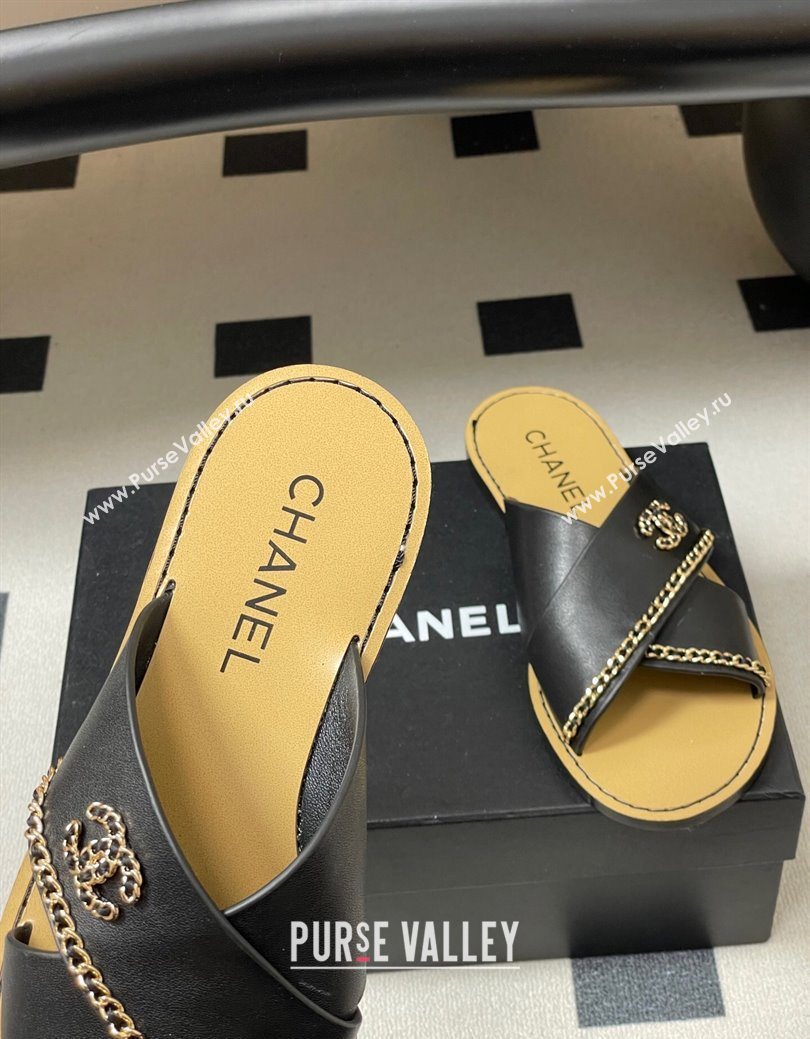 Chanel Calfskin Leather Flat Slides Sandal with Chain Black 2025 G46976 (KL-251223100)