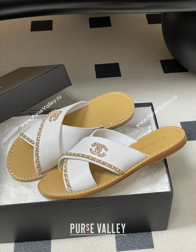 Chanel Calfskin Leather Flat Slides Sandal with Chain White 2025 G46976 (KL-251223101)