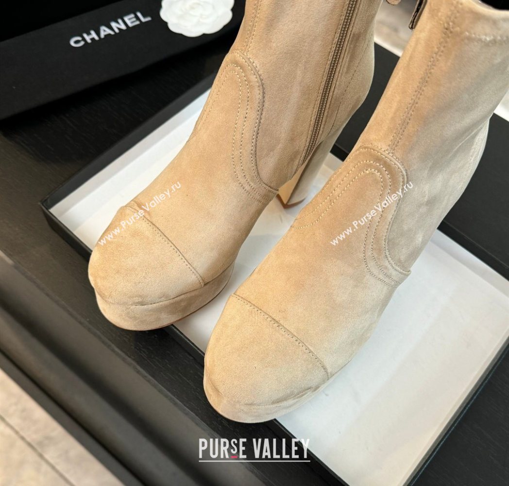 Chanel Stretch Suede Platform Ankle Boots 11.5cm Beige 2025 CH122303 (MD-251223012)