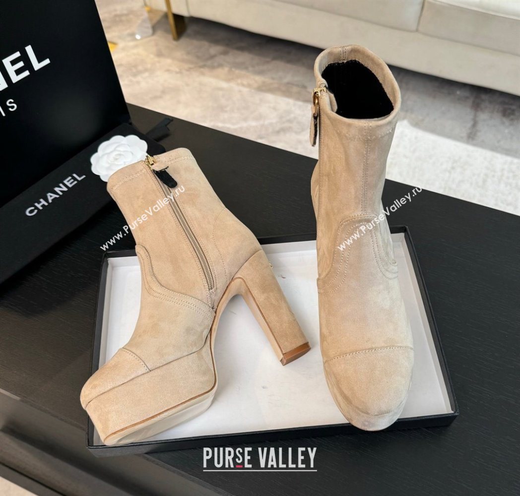 Chanel Stretch Suede Platform Ankle Boots 11.5cm Beige 2025 CH122303 (MD-251223012)