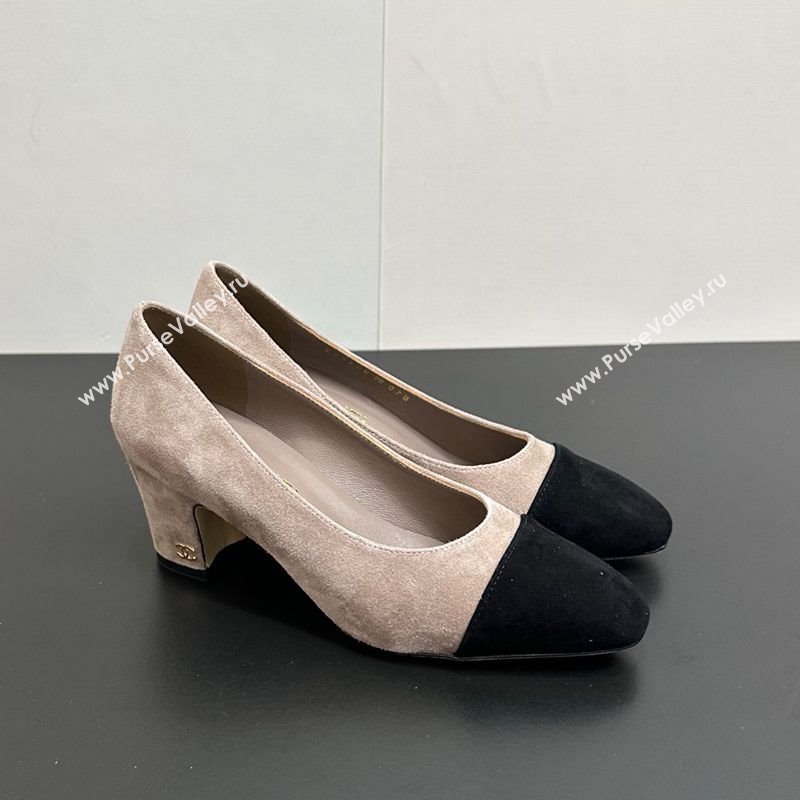 Chanel Suede Pumps 6.5cm Light Grey 2025 CH122405 (KL-251224055)