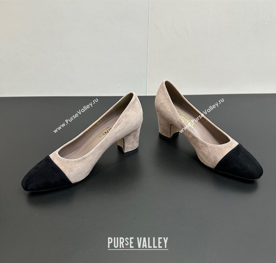 Chanel Suede Pumps 6.5cm Light Grey 2025 CH122405 (KL-251224055)