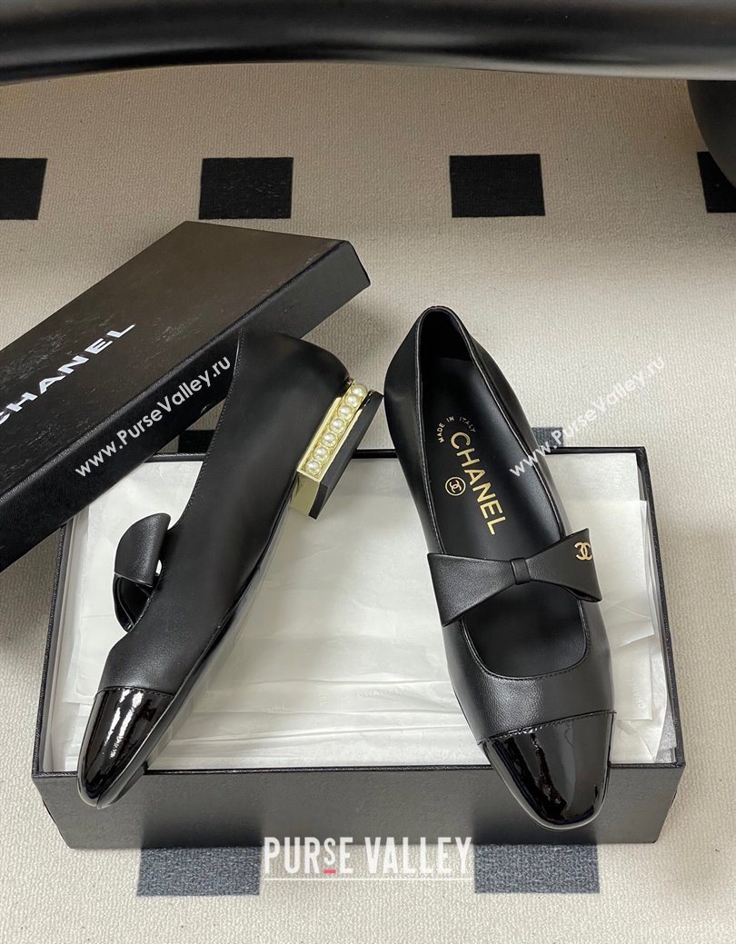 Chanel Lambskin Patent Leather Ballet Flats with Bow Black2 2025 CH122403 (MD-251224010)