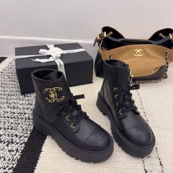 Chanel Calfskin Leather Laced-up Ankle Boots with Maxi CC Black 2025 CH110408 (MD-251223043)