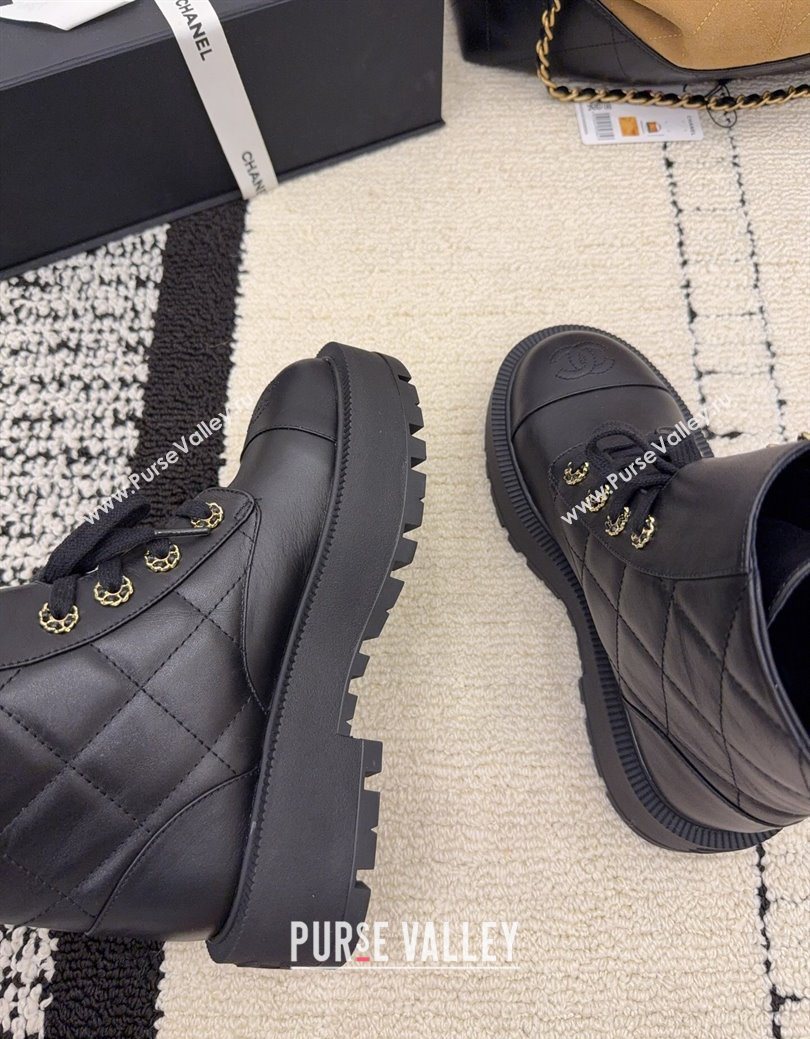 Chanel Calfskin Leather Laced-up Ankle Boots with Maxi CC Black 2025 CH110408 (MD-251223043)