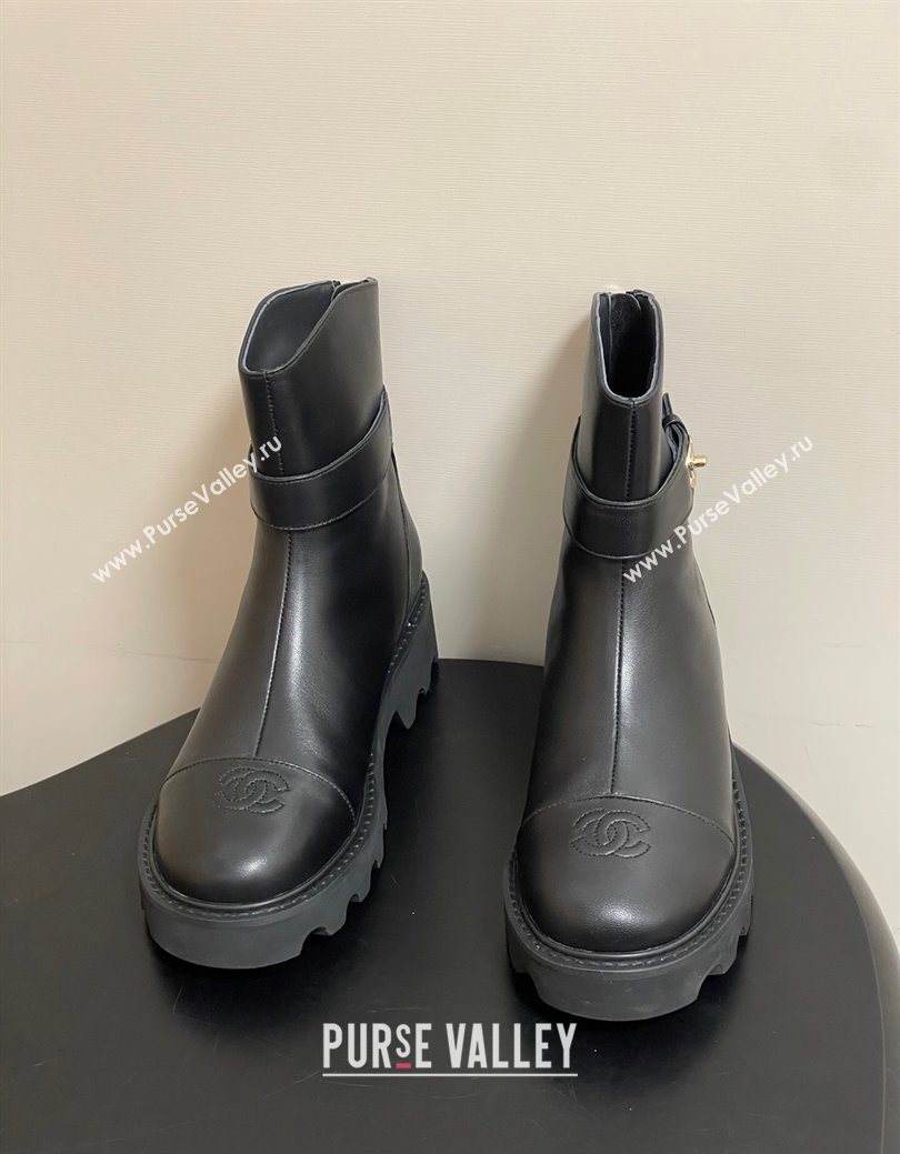Chanel Calfskin Leather Platform Ankle Boots with Logo Strap Black 2025 CH122304 (MD-251223016)
