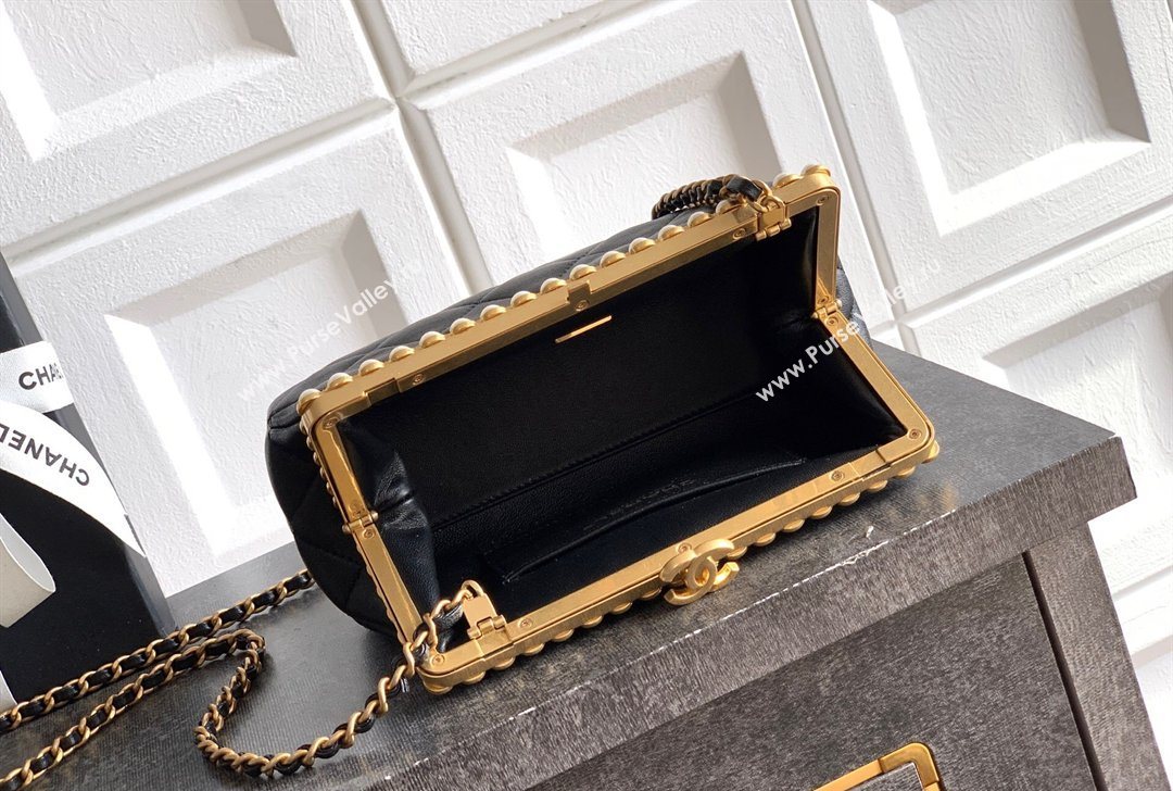 Chanel Lambskin Leather Pearls Clutch with Chain Black 2026 AS5912 (yezi-260203045)