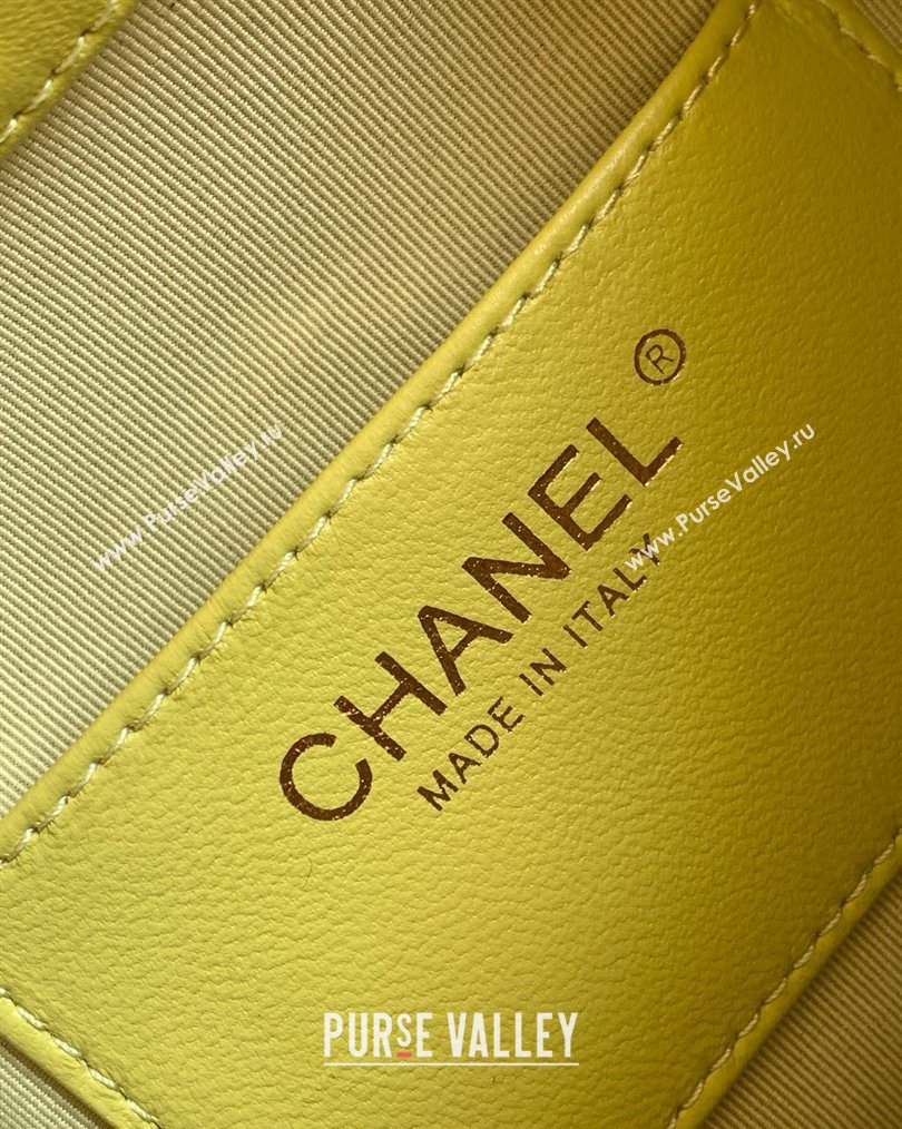 Chanel Calfskin Leather Turtoise-Shell Effect Top Handle Hobo Bag Yellow 2026 AS6010 (yezi-260203065)