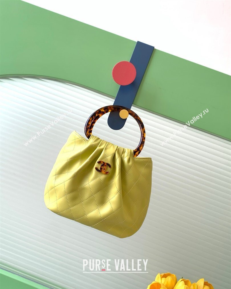 Chanel Calfskin Leather Turtoise-Shell Effect Top Handle Small Hobo Bag Yellow 2026 AS6022 (yezi-260203069)