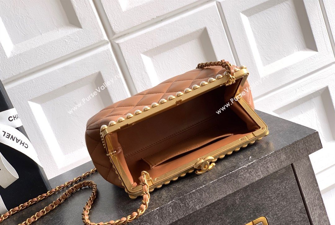 Chanel Lambskin Leather Pearls Clutch with Chain Caramel Brown 2026 AS5912 (yezi-260203047)