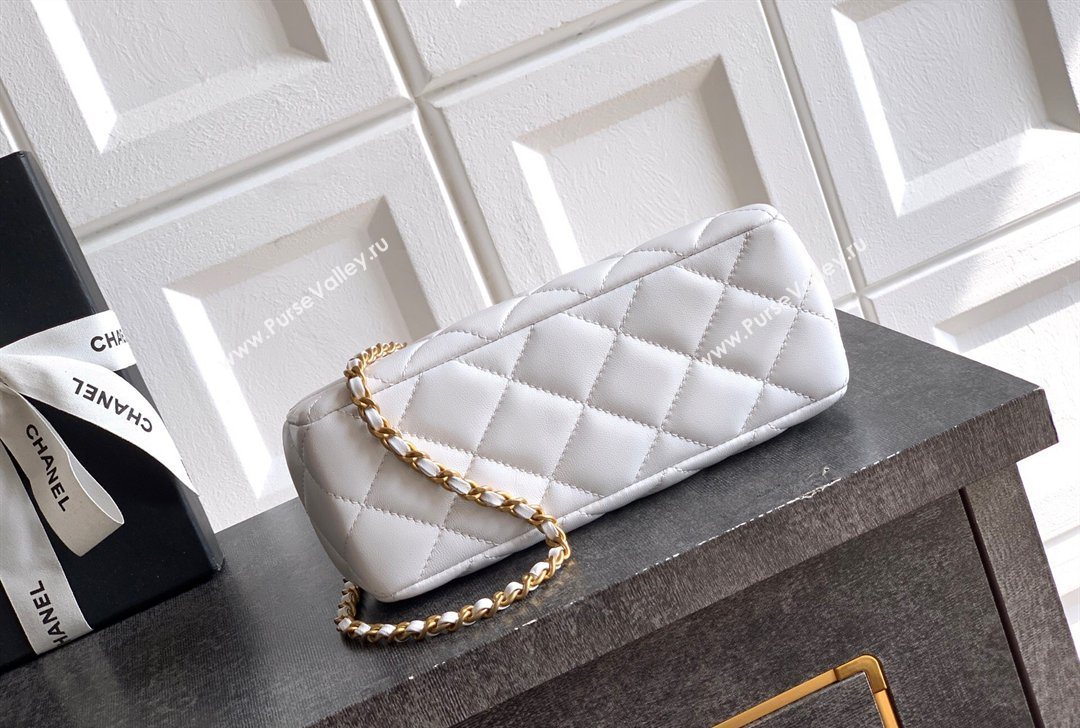 Chanel Lambskin Leather Pearls Clutch with Chain White 2026 AS5912 (yezi-260203049)