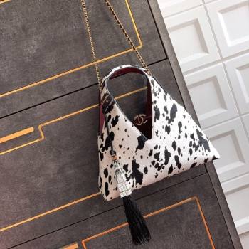 Chanel Printed Hair-Like Hobo Bag with Tassel Charm White/Black 2026 CH020406 (yezi-260204074)