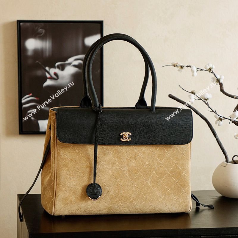 Chanel Grained Calfskin Leather Suede and Boston Bag Beige/Black 2026 CH020407 (yezi-260204076)