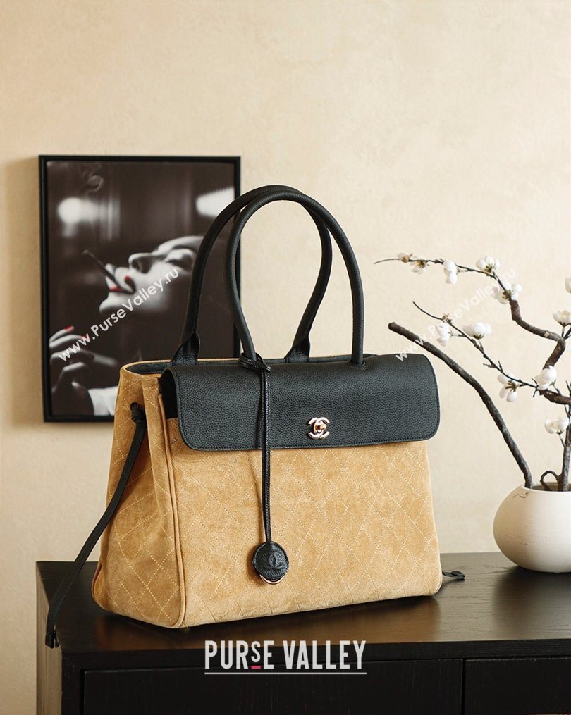 Chanel Grained Calfskin Leather Suede and Boston Bag Beige/Black 2026 CH020407 (yezi-260204076)