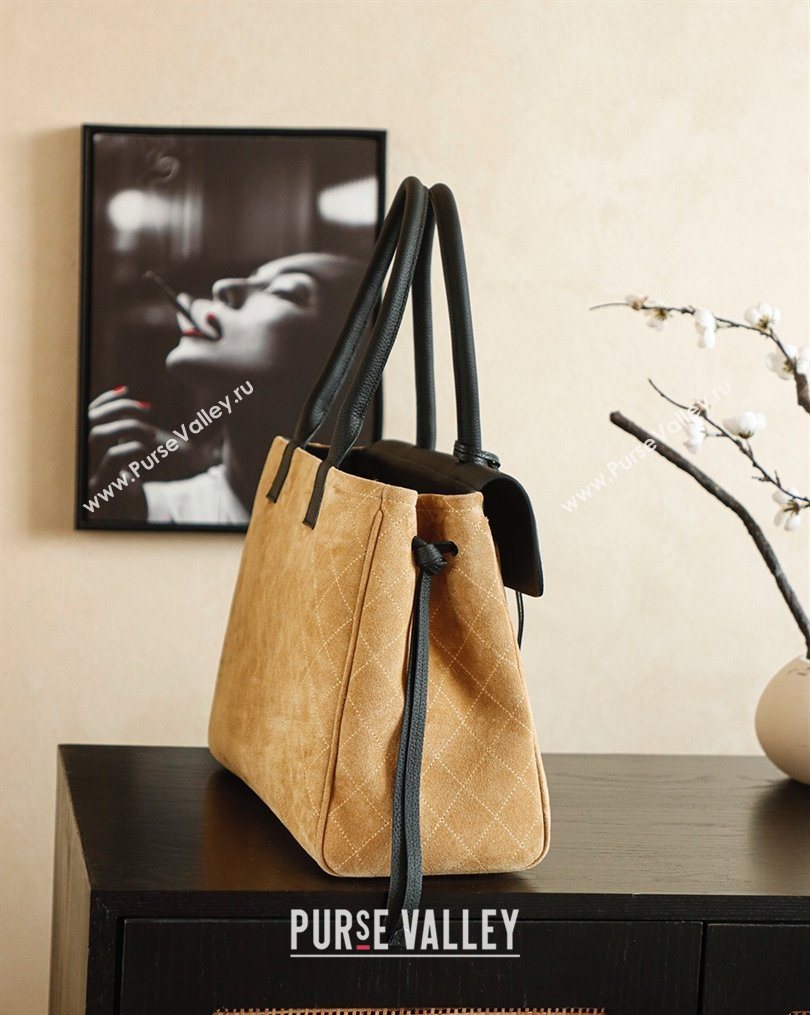 Chanel Grained Calfskin Leather Suede and Boston Bag Beige/Black 2026 CH020407 (yezi-260204076)