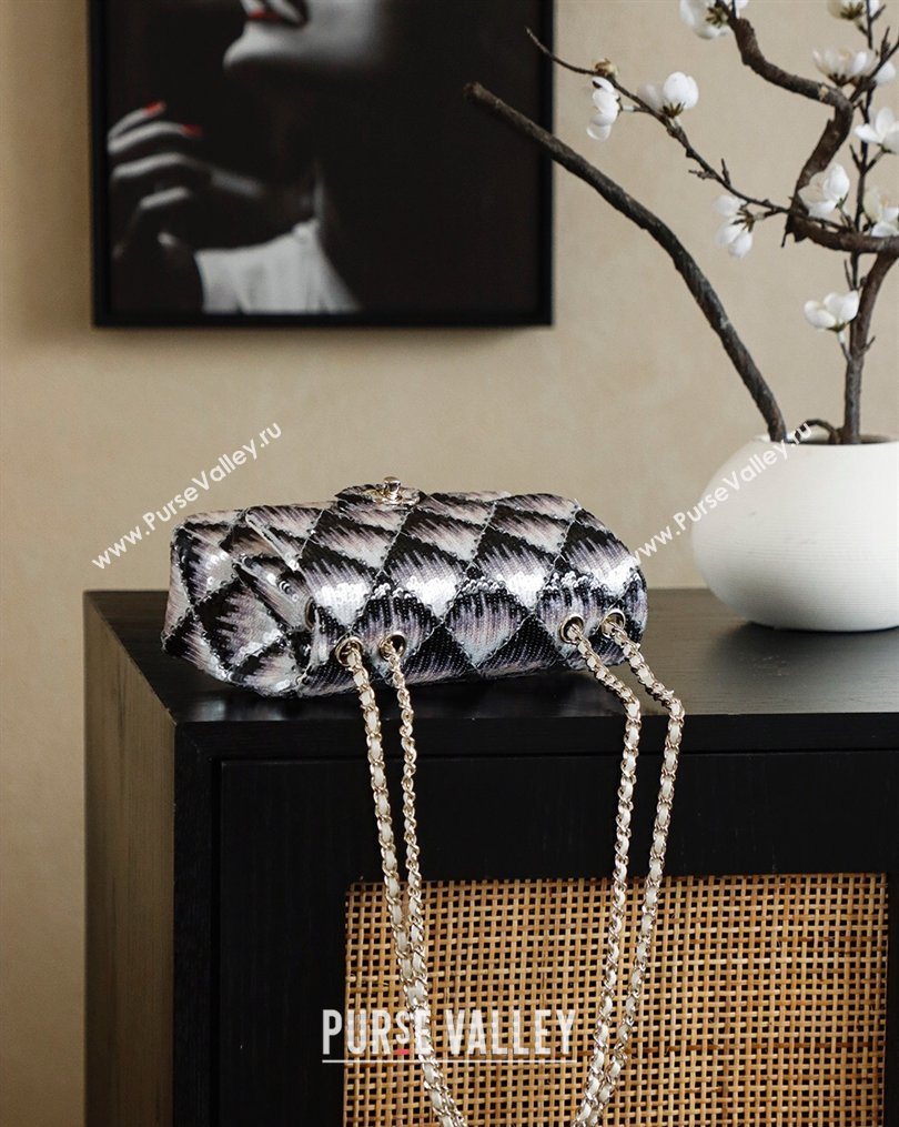Chanel Sequins Mini Classic Flap Bag Black/Purple 2026 A01116 0204 (yezi-260204001)