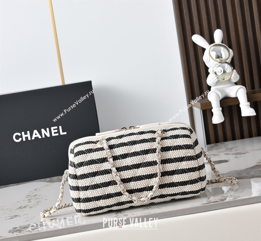 Chanel Striped Printed Fabric Clutch with Chain Black 2026 AP4986 (yezi-260204099)