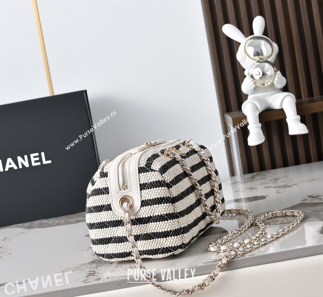 Chanel Striped Printed Fabric Clutch with Chain Black 2026 AP4986 (yezi-260204099)