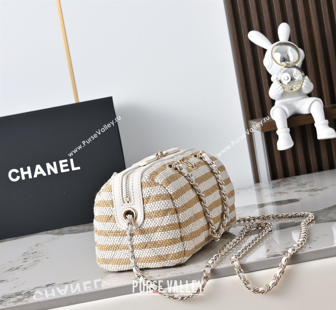 Chanel Striped Printed Fabric Clutch with Chain Beige 2026 AP4986 (yezi-260204100)