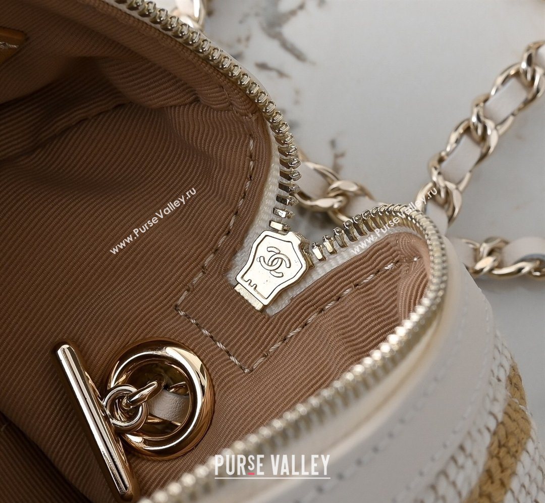 Chanel Striped Printed Fabric Clutch with Chain Beige 2026 AP4986 (yezi-260204100)