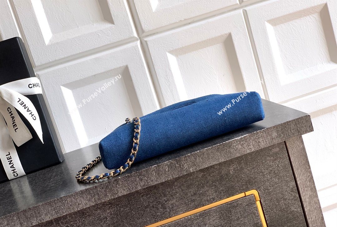 Chanel Washed Denim Clutch with chain Light Blue 2026 AP3656 (yezi-260204077)